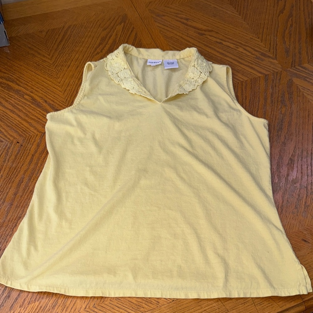 Together tank with collar